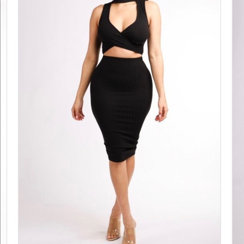 Two Piece Skirt Set - Picture 3 of 5